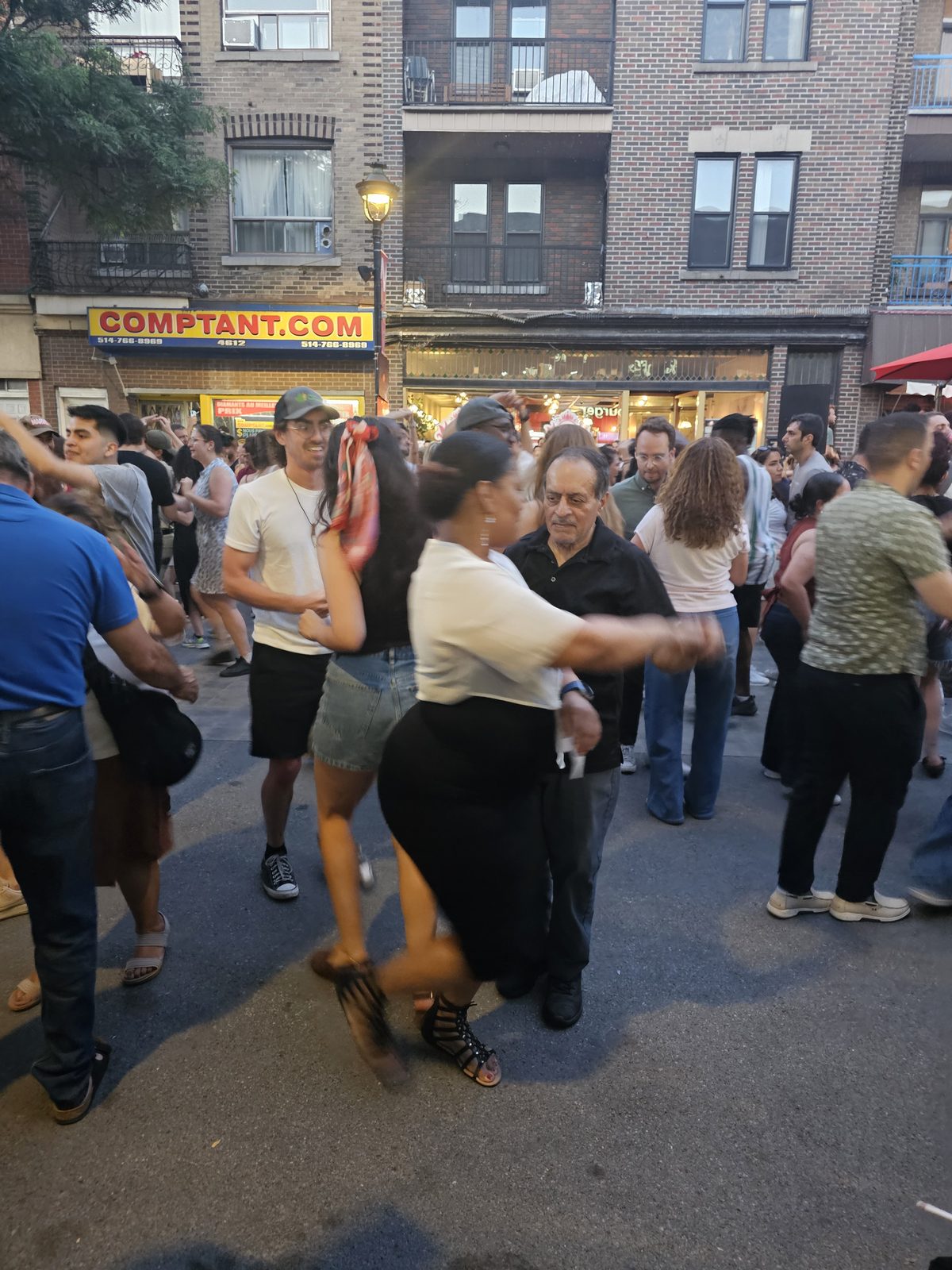 Montréal being Montréal: impromptu street salsa on Wellington, the night the fest ended.